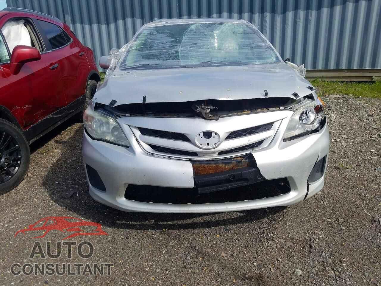 TOYOTA COROLLA 2012 - 2T1BU4EEXCC889845
