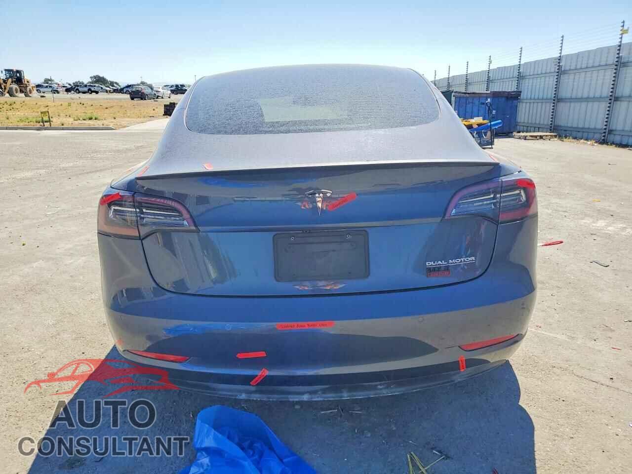 TESLA MODEL 3 2022 - 5YJ3E1EC6NF242033