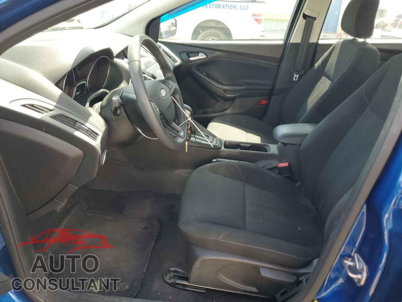 FORD FOCUS 2018 - 1FADP3F20JL293119