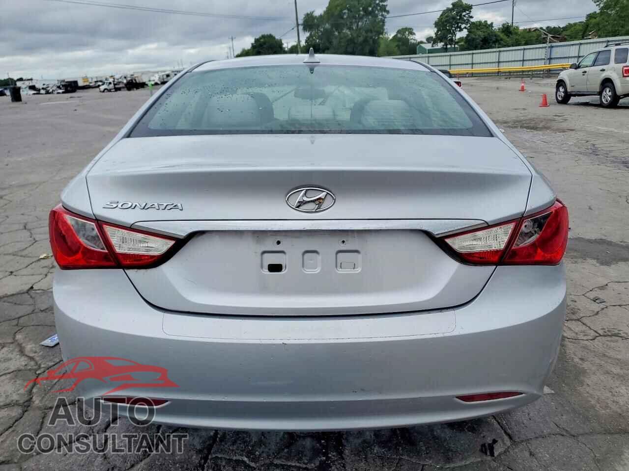 HYUNDAI SONATA 2012 - 5NPEB4AC3CH384802