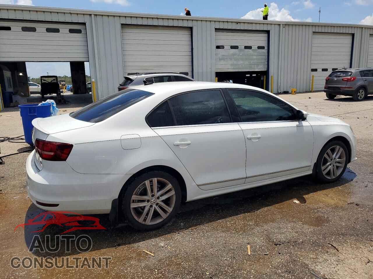 VOLKSWAGEN JETTA 2017 - 3VWL17AJ3HM242474