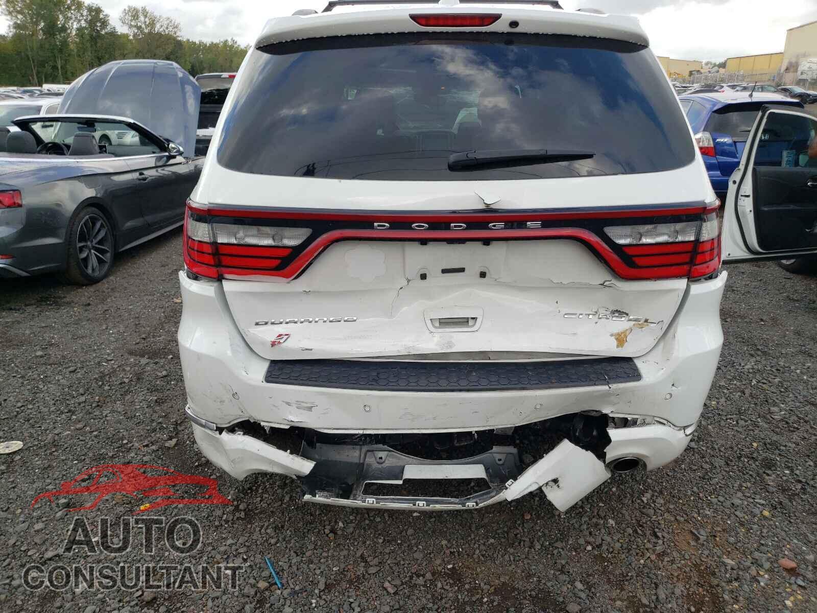 DODGE DURANGO 2018 - 1C4RDJEG1JC248622