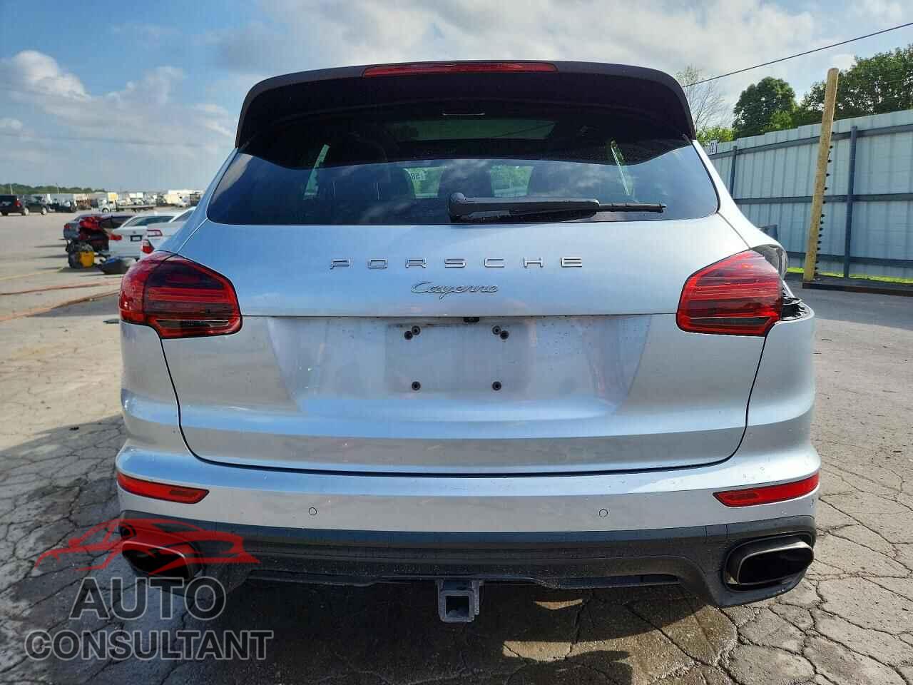 PORSCHE CAYENNE 2017 - WP1AA2A2XHKA86591