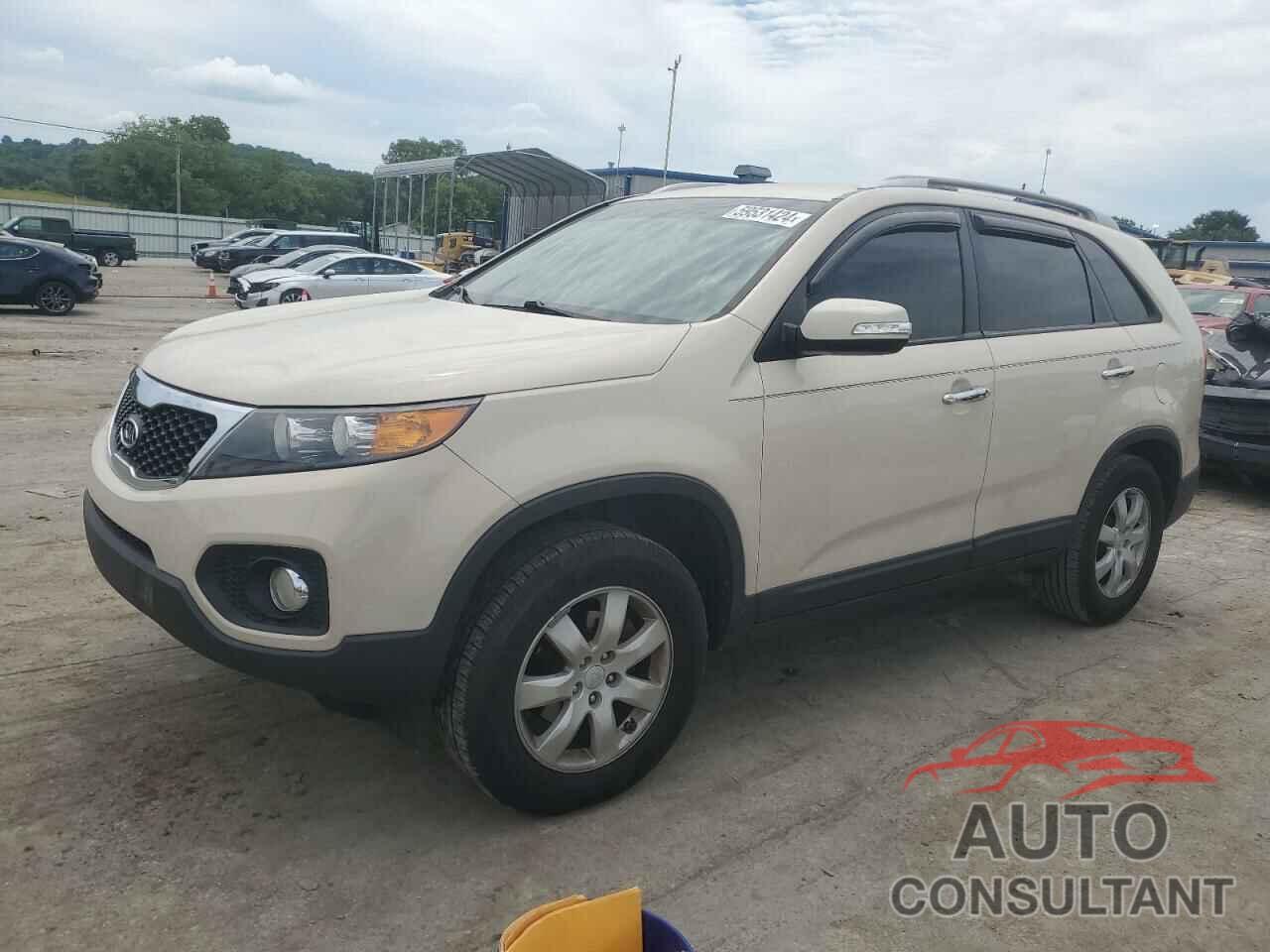 KIA SORENTO 2011 - 5XYKT3A11BG013961