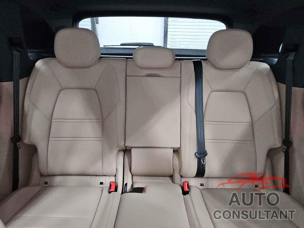 PORSCHE CAYENNE 2022 - WP1AE2AYXNDA26643