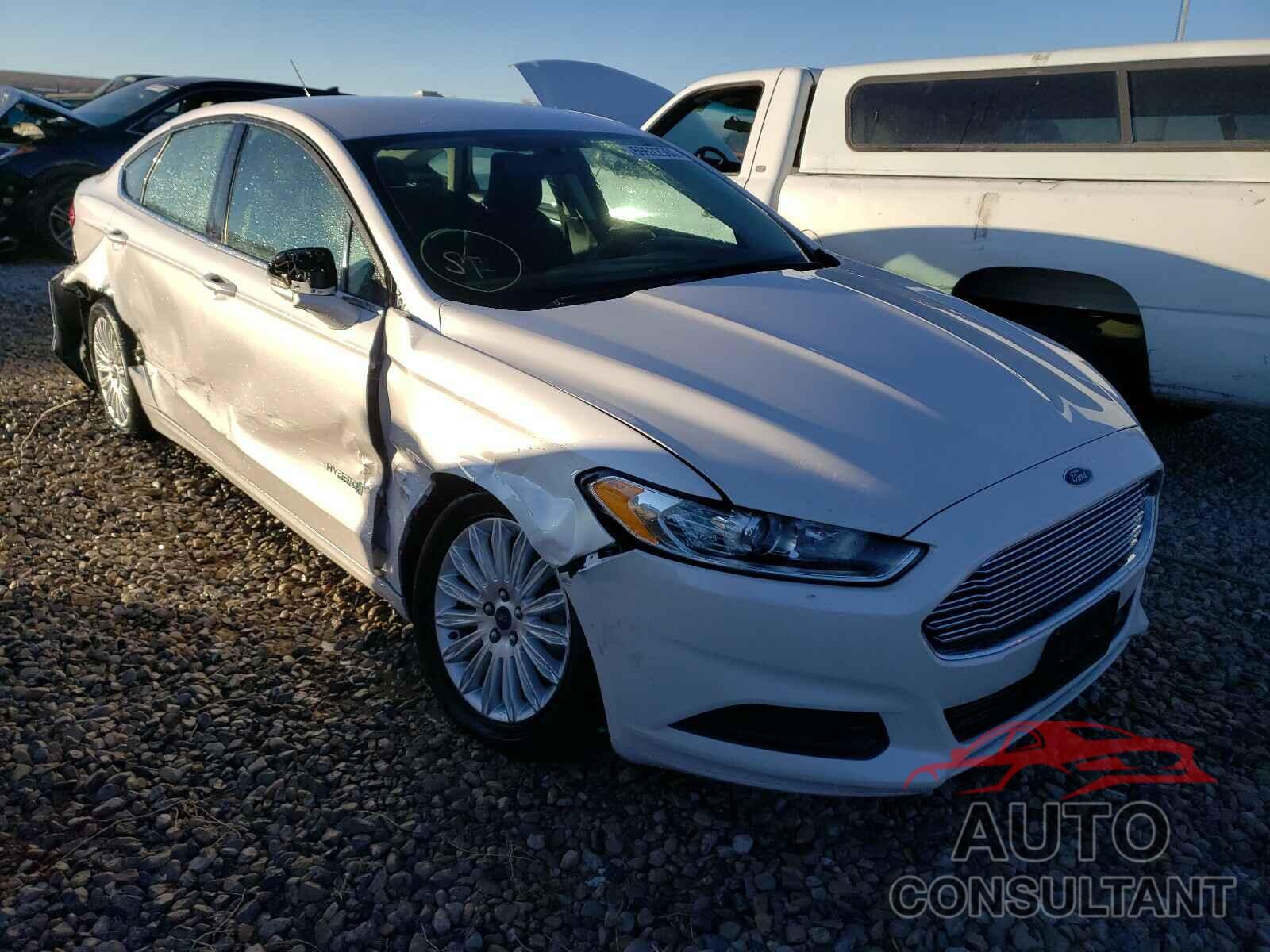 FORD FUSION 2016 - 3FA6P0LU2GR384674