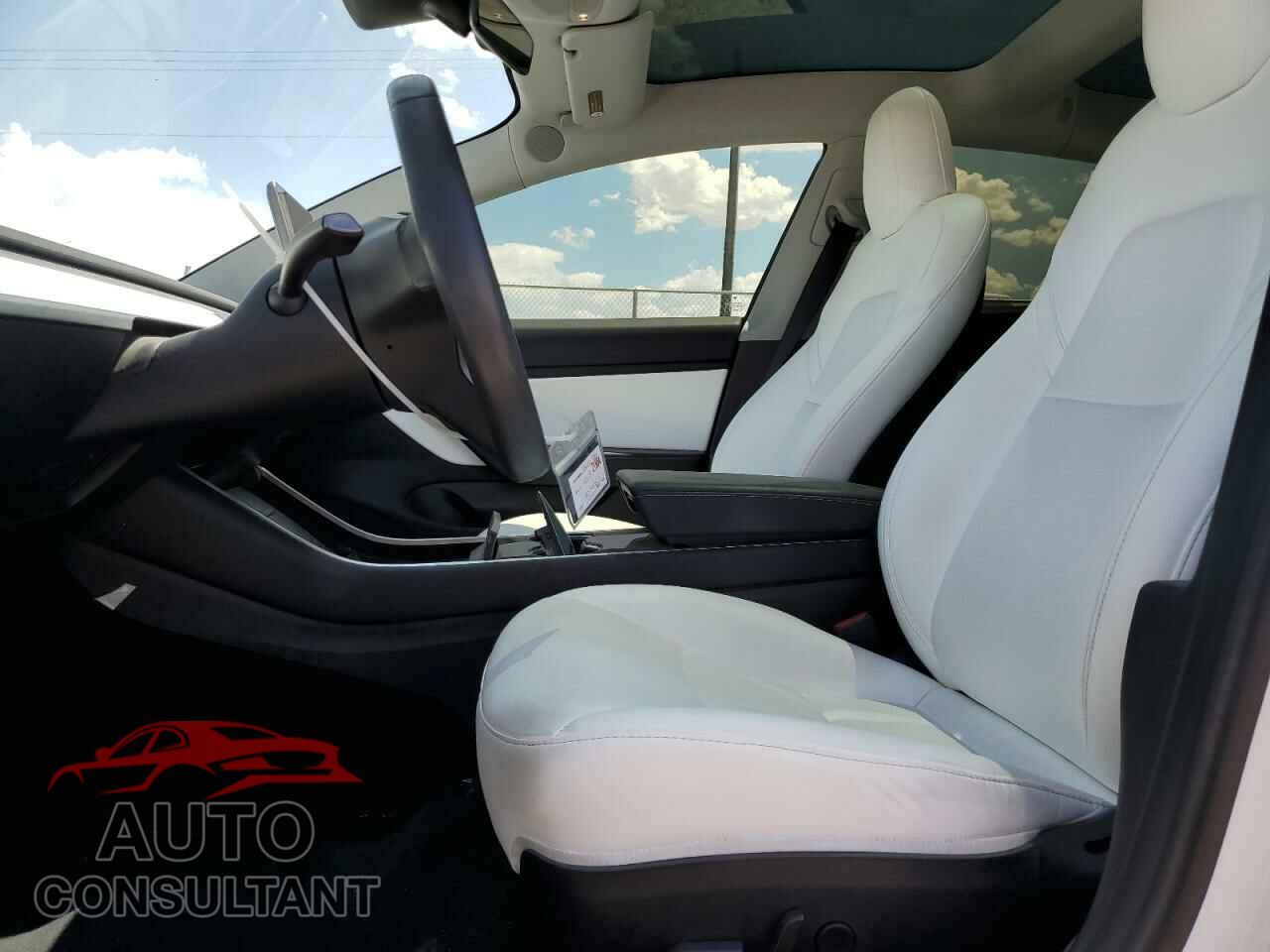 TESLA MODEL 3 2020 - 5YJ3E1EA4LF615243