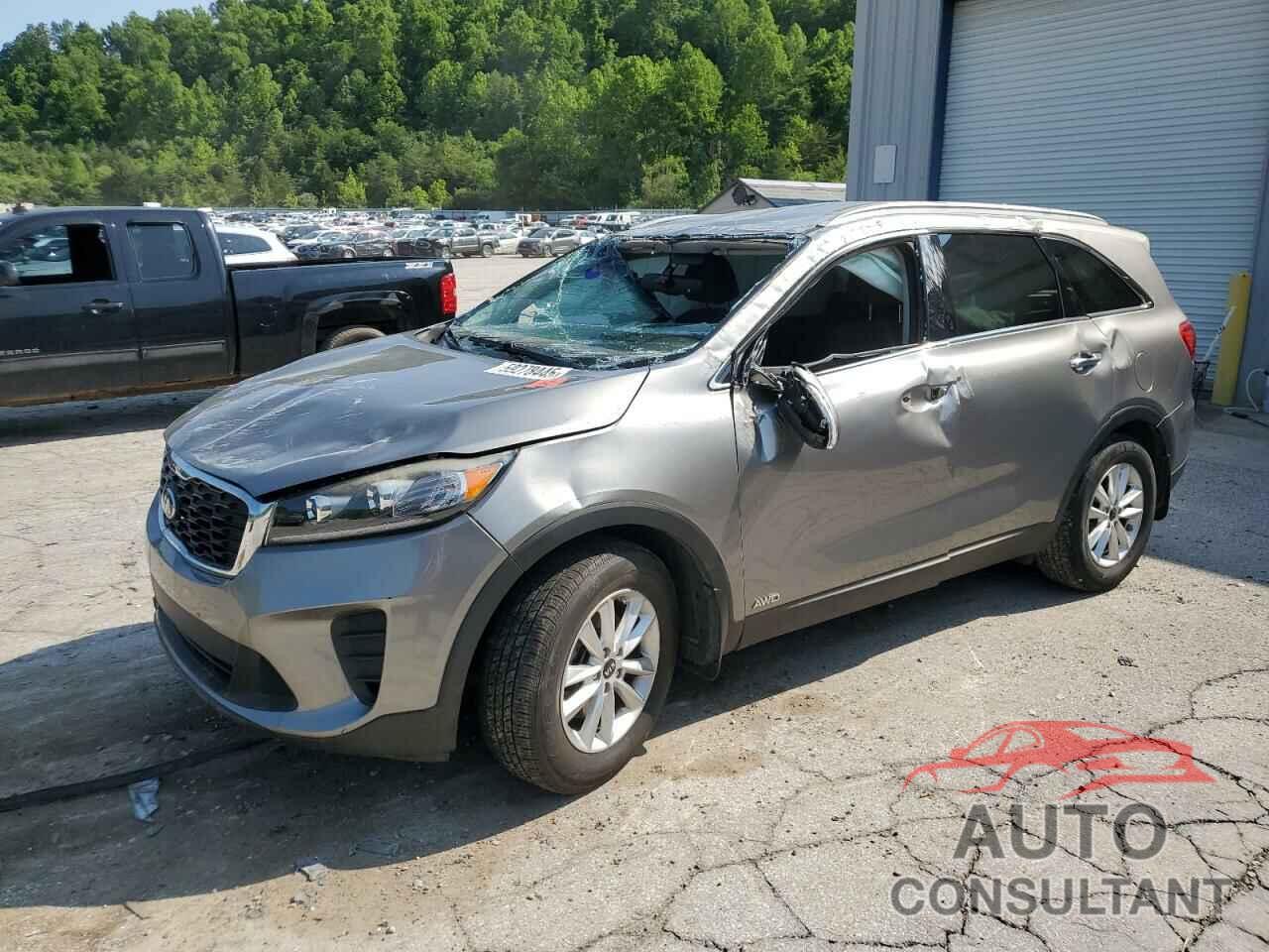 KIA SORENTO 2019 - 5XYPGDA39KG439432