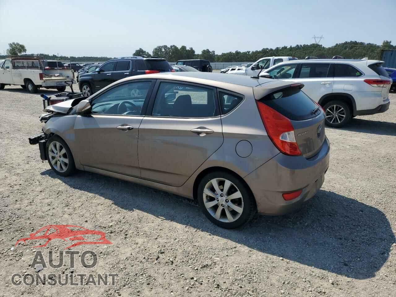 HYUNDAI ACCENT 2013 - KMHCU5AE5DU072265