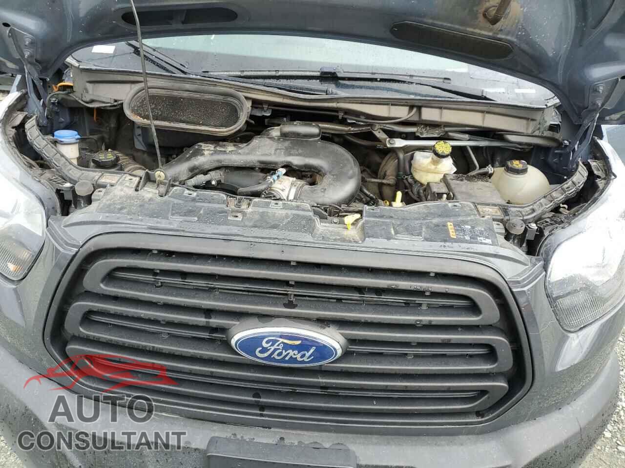 FORD TRANSIT 2019 - 1FTYR3XM5KKB74060
