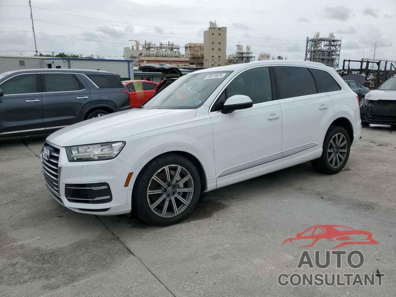 AUDI Q7 2017 - WA1LHAF75HD039066