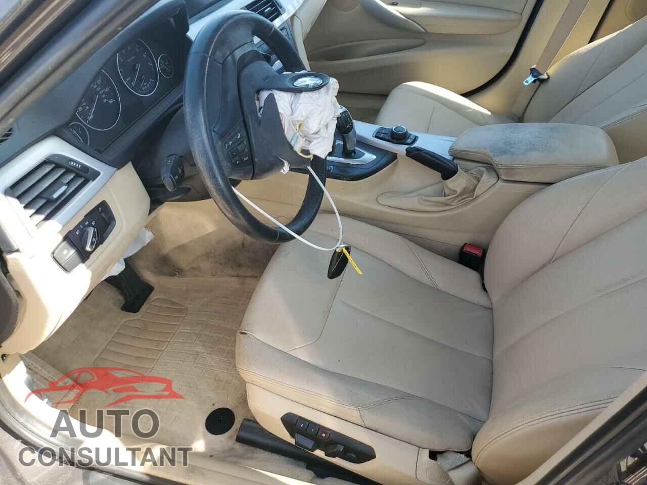BMW 3 SERIES 2012 - WBA3A5C55CF340290