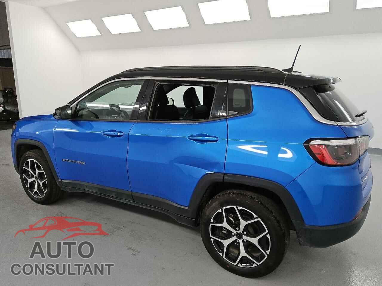 JEEP COMPASS 2025 - 3C4NJDCN3ST525903