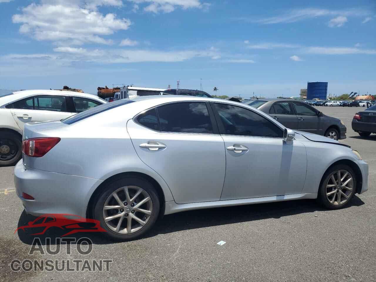LEXUS IS 2011 - JTHBF5C29B5135144