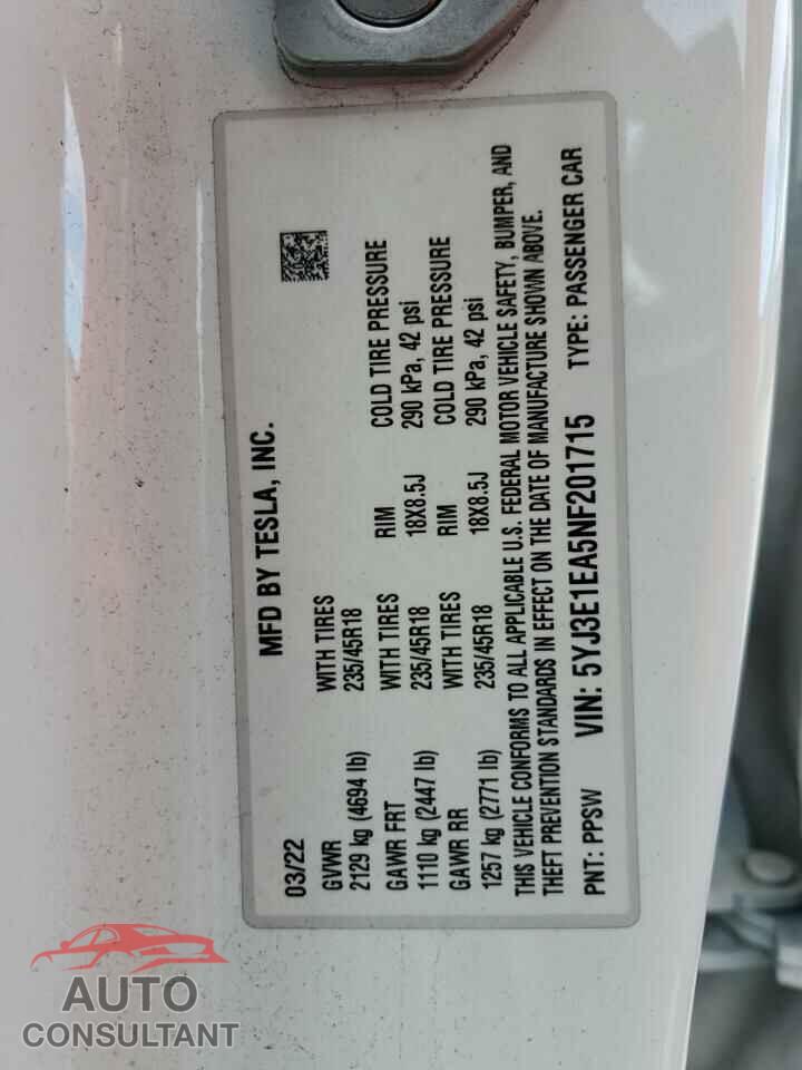 TESLA MODEL 3 2022 - 5YJ3E1EA5NF201715