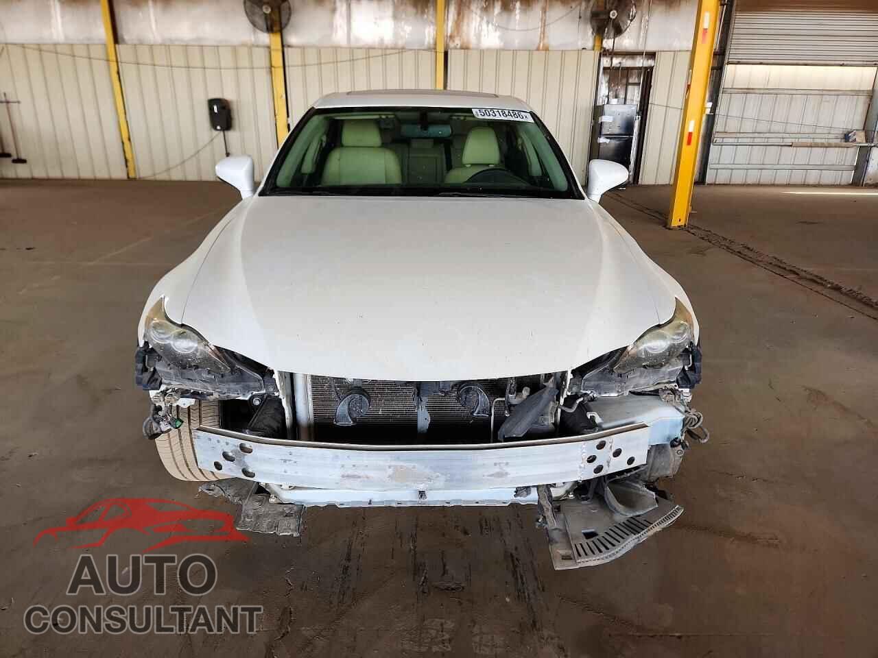 LEXUS IS 2014 - JTHBF1D2XE5037820
