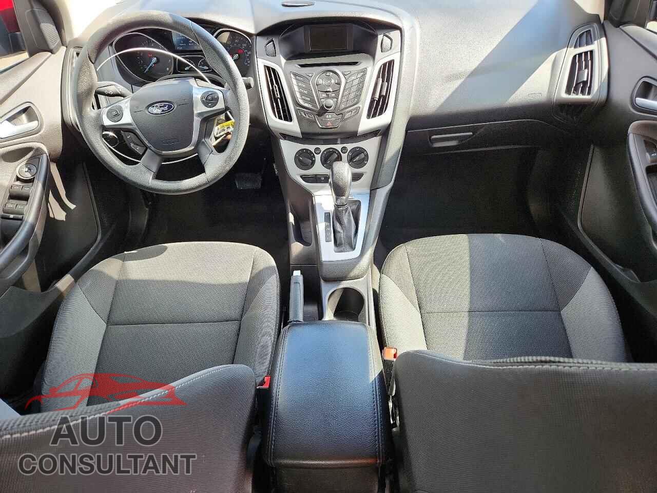 FORD FOCUS 2014 - 1FADP3F25EL247257
