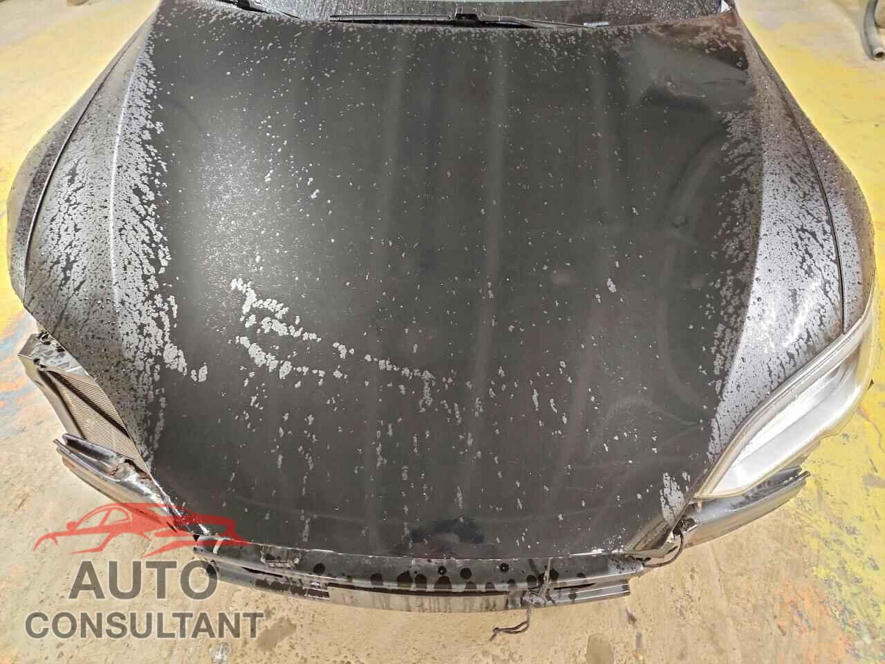 TESLA MODEL S 2017 - 5YJSA1E2XHF193468