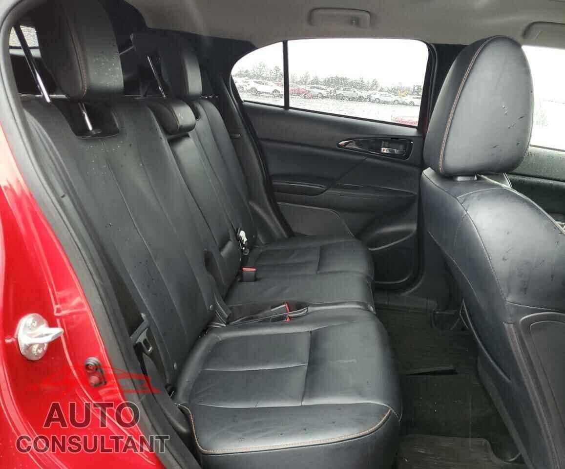 MITSUBISHI ECLIPSE 2018 - JA4AT5AA3JZ039673
