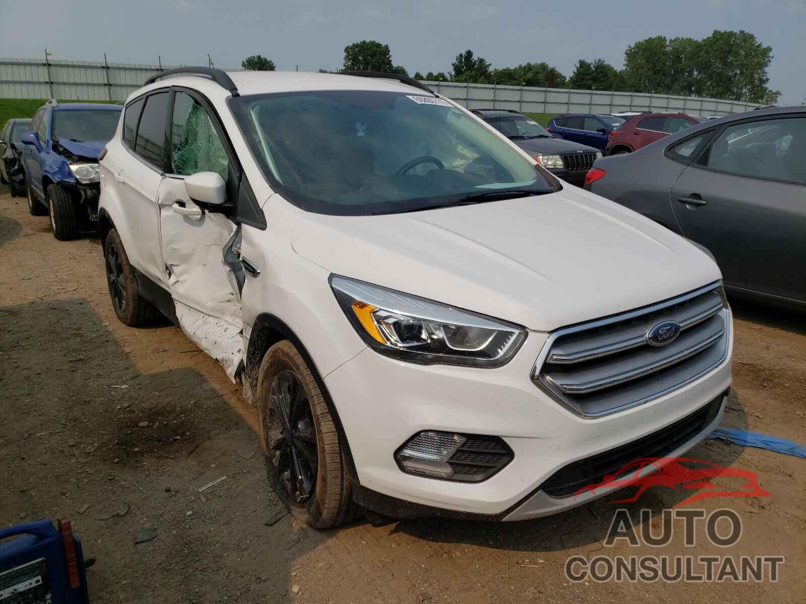 FORD ESCAPE 2017 - 1FMCU0G95HUE57313