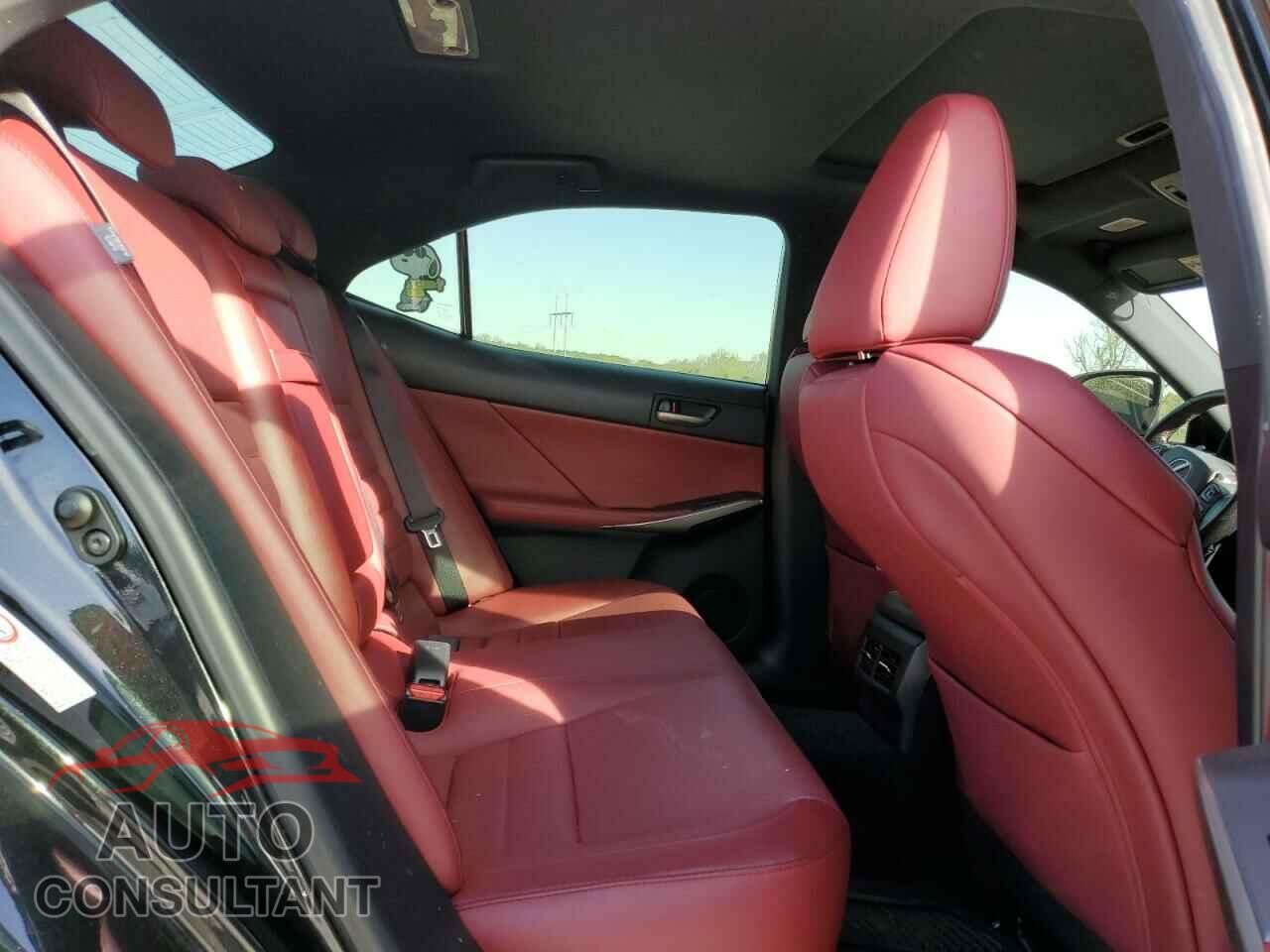 LEXUS IS 2017 - JTHBA1D24H5051103