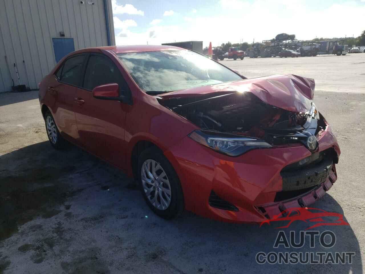 TOYOTA COROLLA 2018 - 5YFBURHE0JP838683