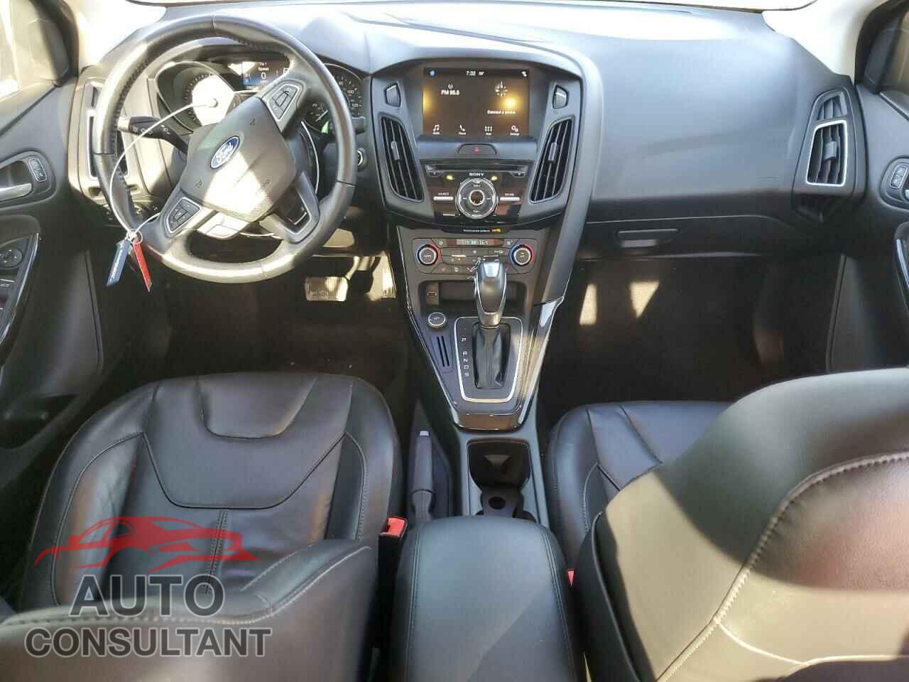 FORD FOCUS 2016 - 1FADP3J22GL201721