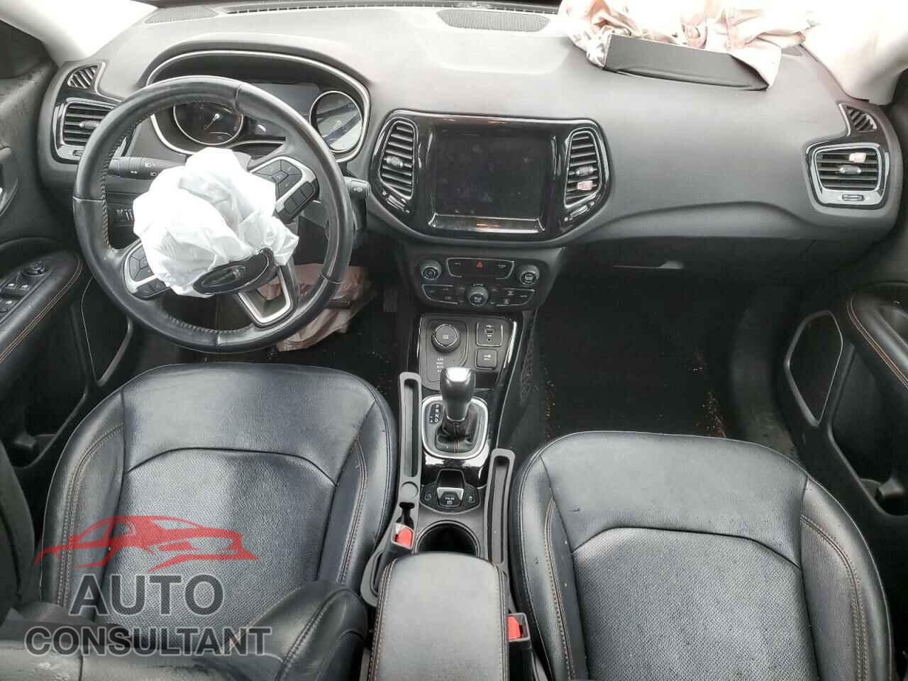 JEEP COMPASS 2020 - 3C4NJDCBXLT255012