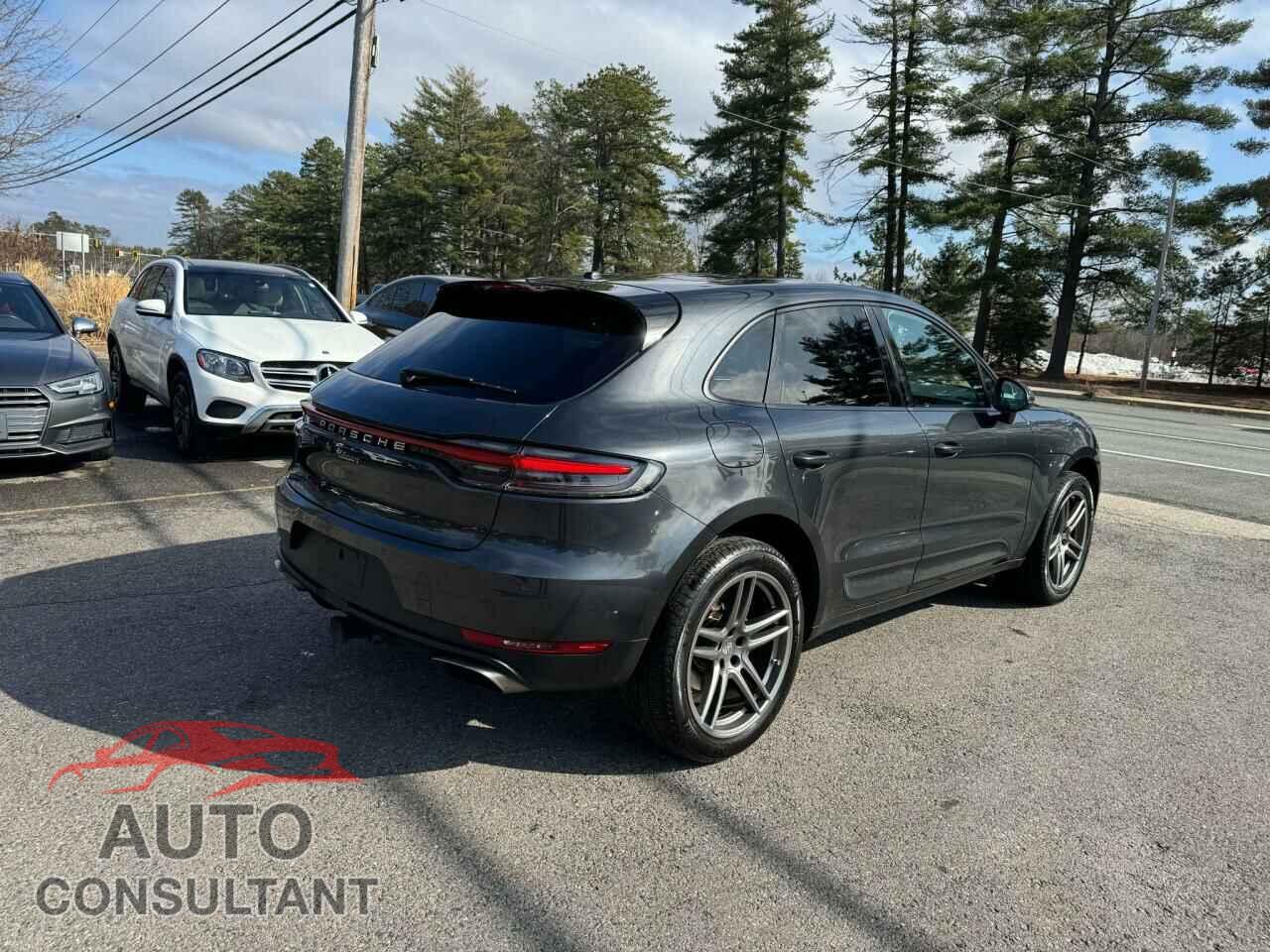 PORSCHE MACAN 2019 - WP1AA2A59KLB05711