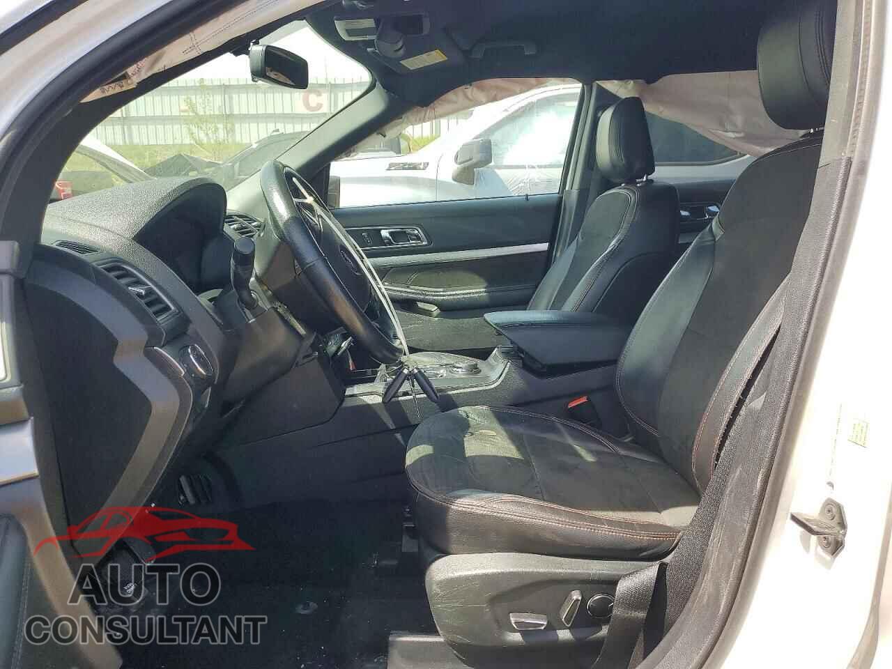 FORD EXPLORER 2018 - 1FM5K8D82JGB29408