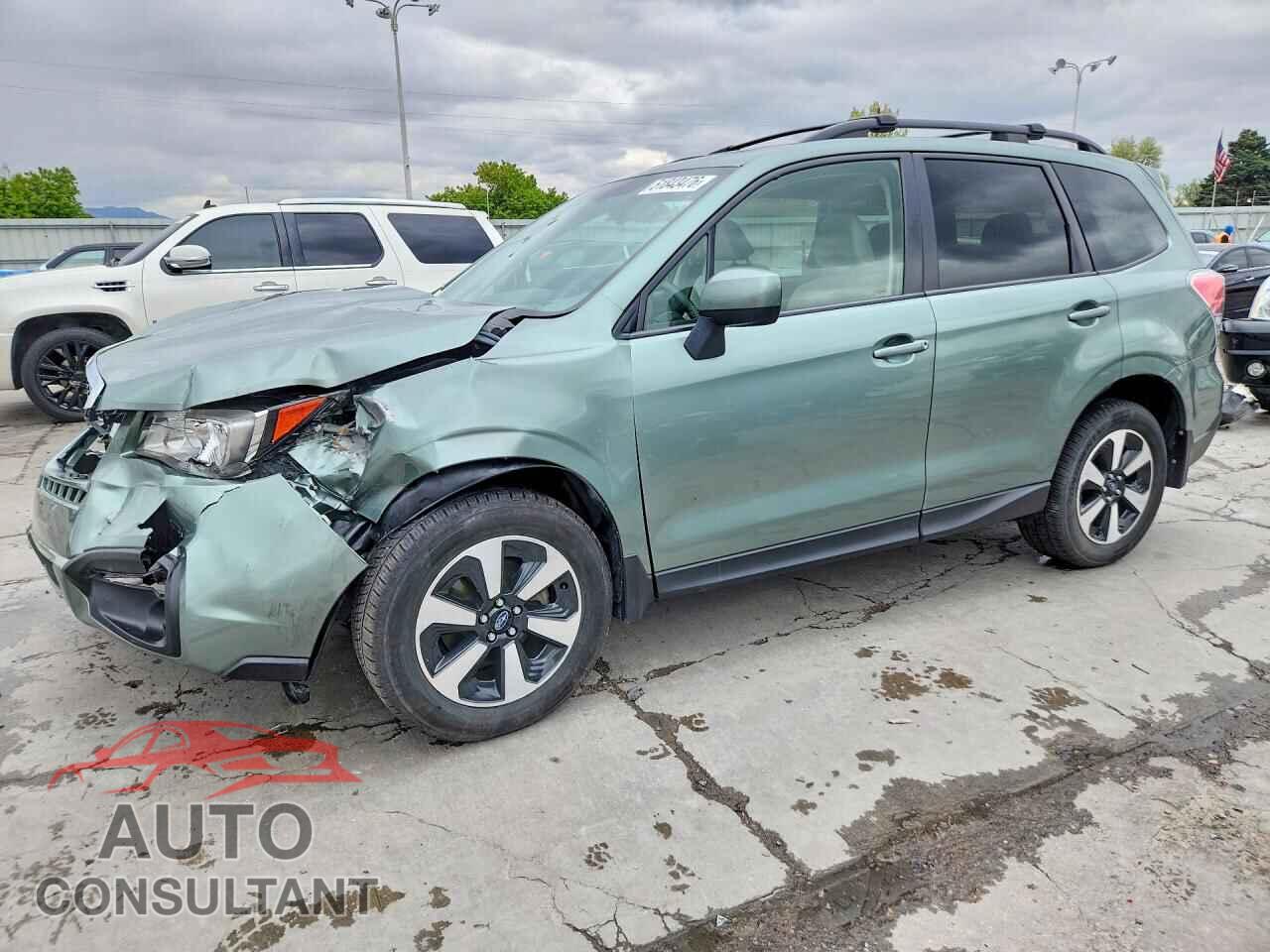 SUBARU FORESTER 2017 - JF2SJAEC0HH443522