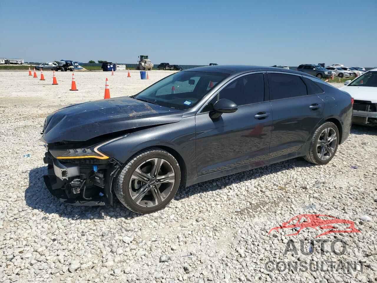 KIA K5 2022 - 5XXG34J22NG113600