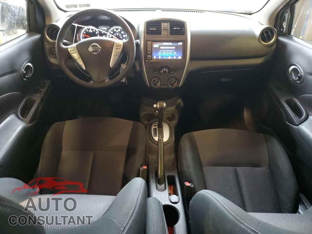 NISSAN VERSA 2019 - 3N1CN7AP3KL880980