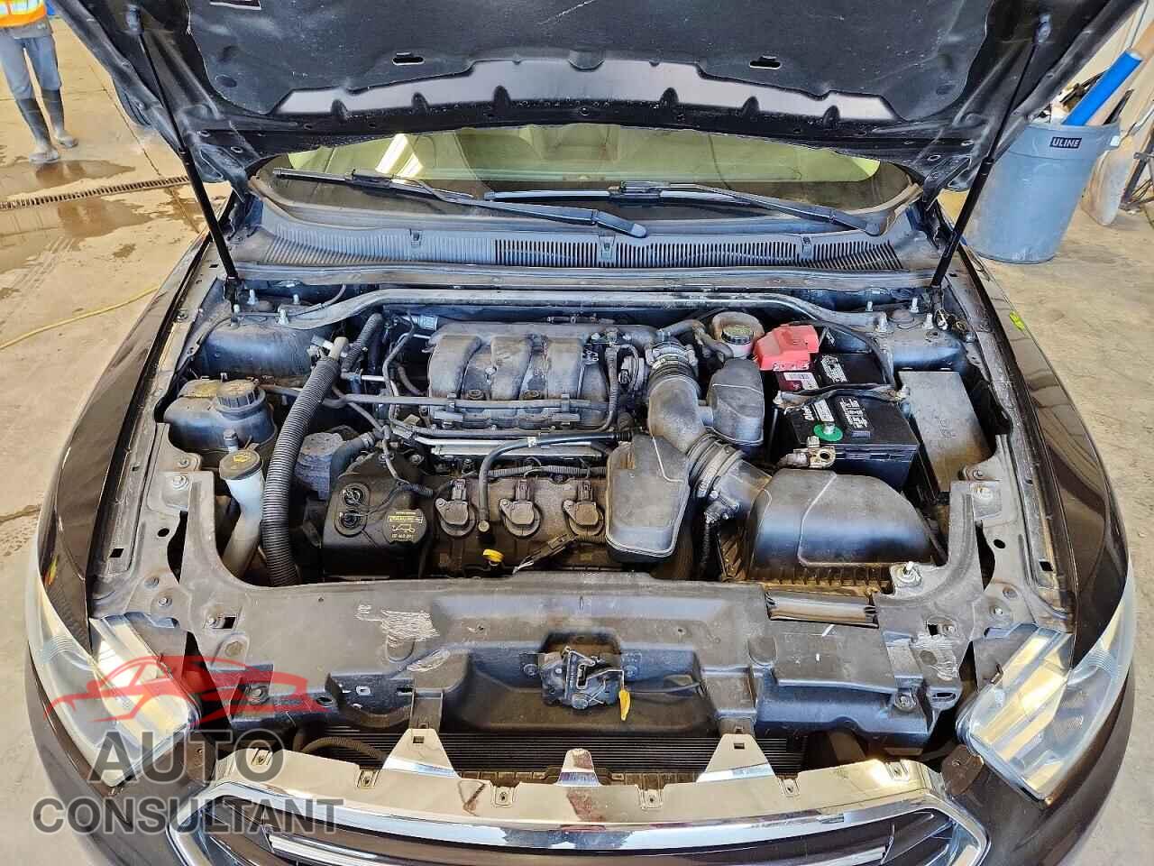 FORD TAURUS 2013 - 1FAHP2J82DG168756