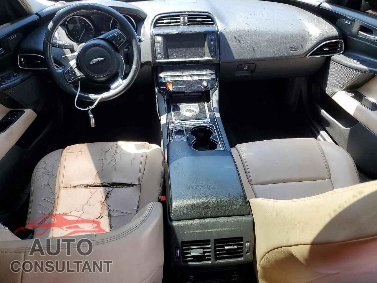 JAGUAR XE 2017 - SAJAD4BG6HA966340