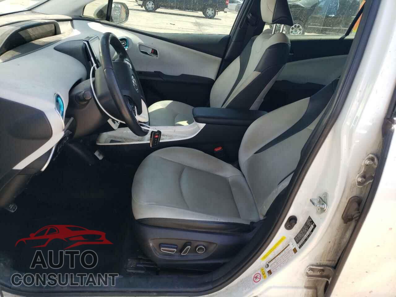 TOYOTA PRIUS 2017 - JTDKARFPXH3041907