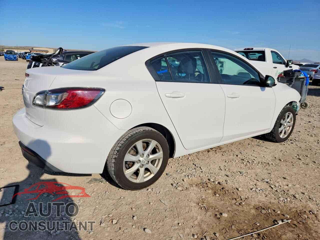 MAZDA 3 2011 - JM1BL1VF7B1388389