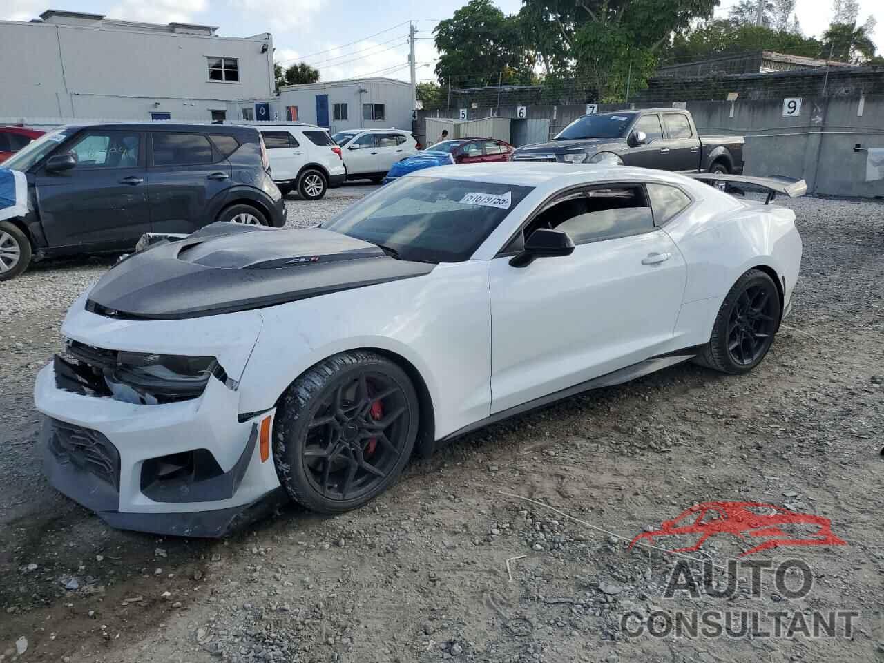 CHEVROLET CAMARO 2018 - 1G1FJ1R68J0151652