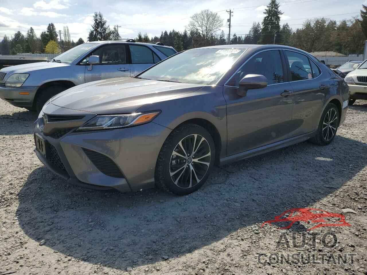 TOYOTA CAMRY 2018 - 4T1B11HK0JU605076