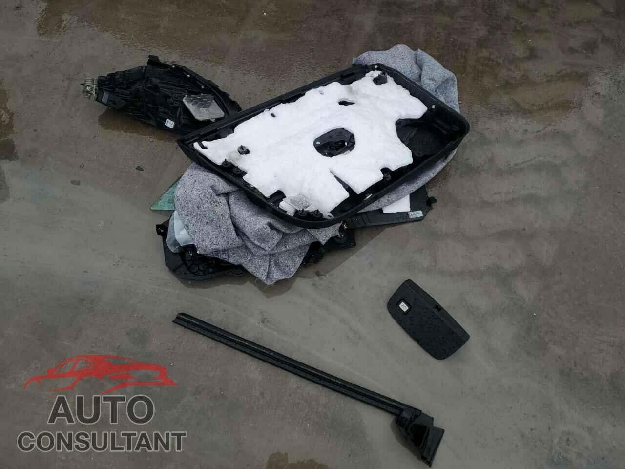 TESLA MODEL 3 2019 - 5YJ3E1EA6KF504059