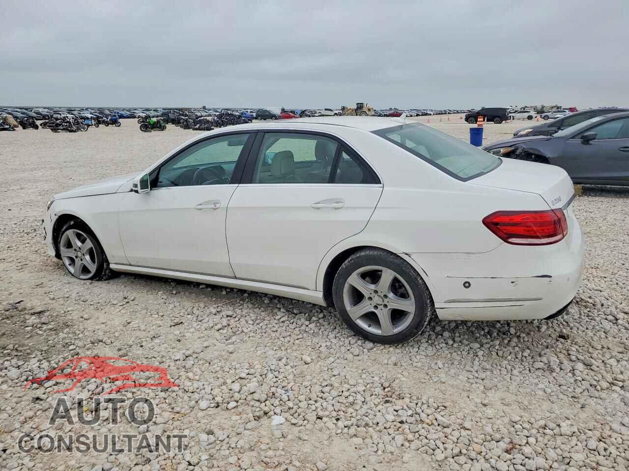 MERCEDES-BENZ E-CLASS 2014 - WDDHF0EB3EA854337