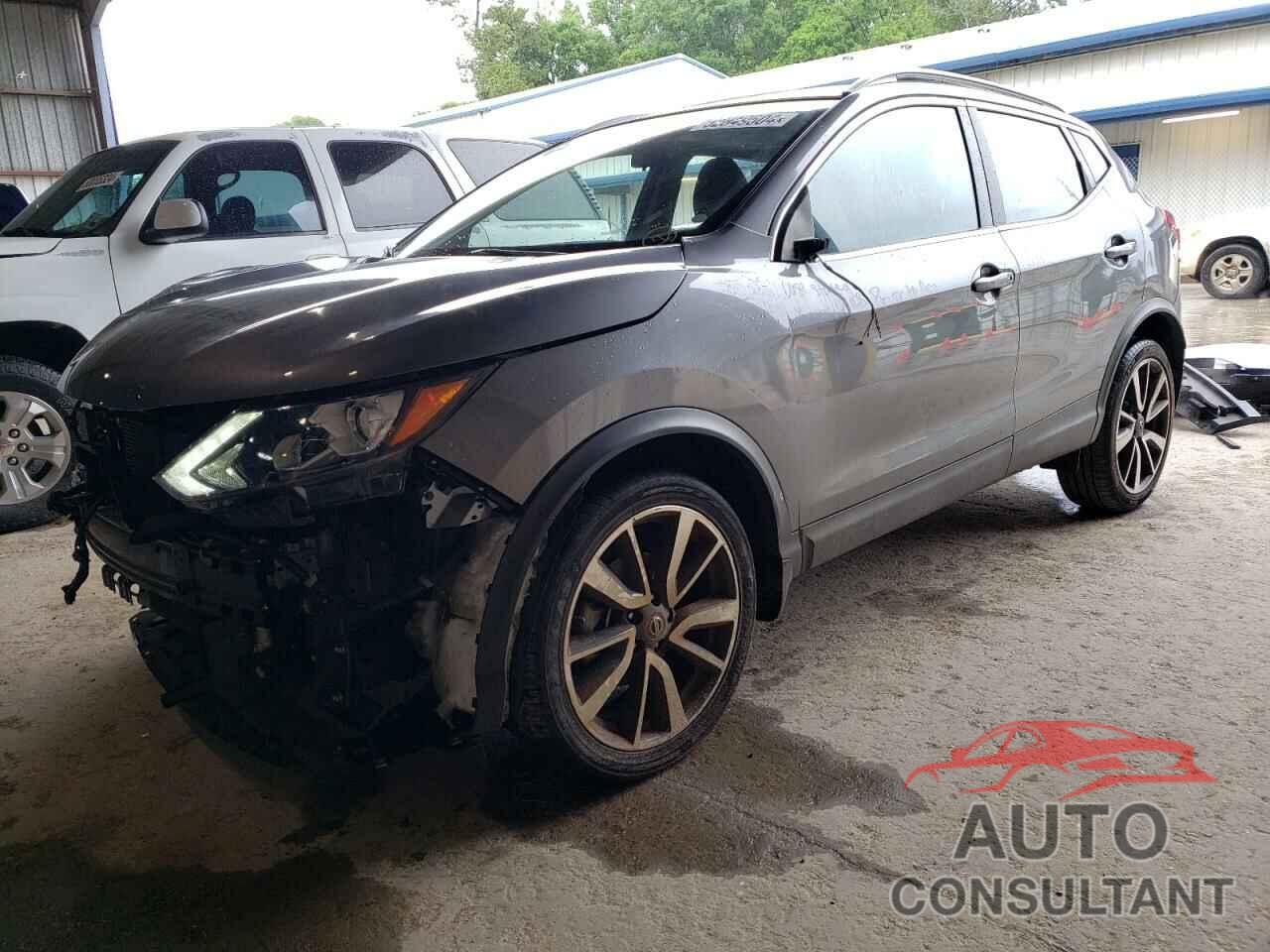 NISSAN ROGUE 2017 - JN1BJ1CP1HW001447