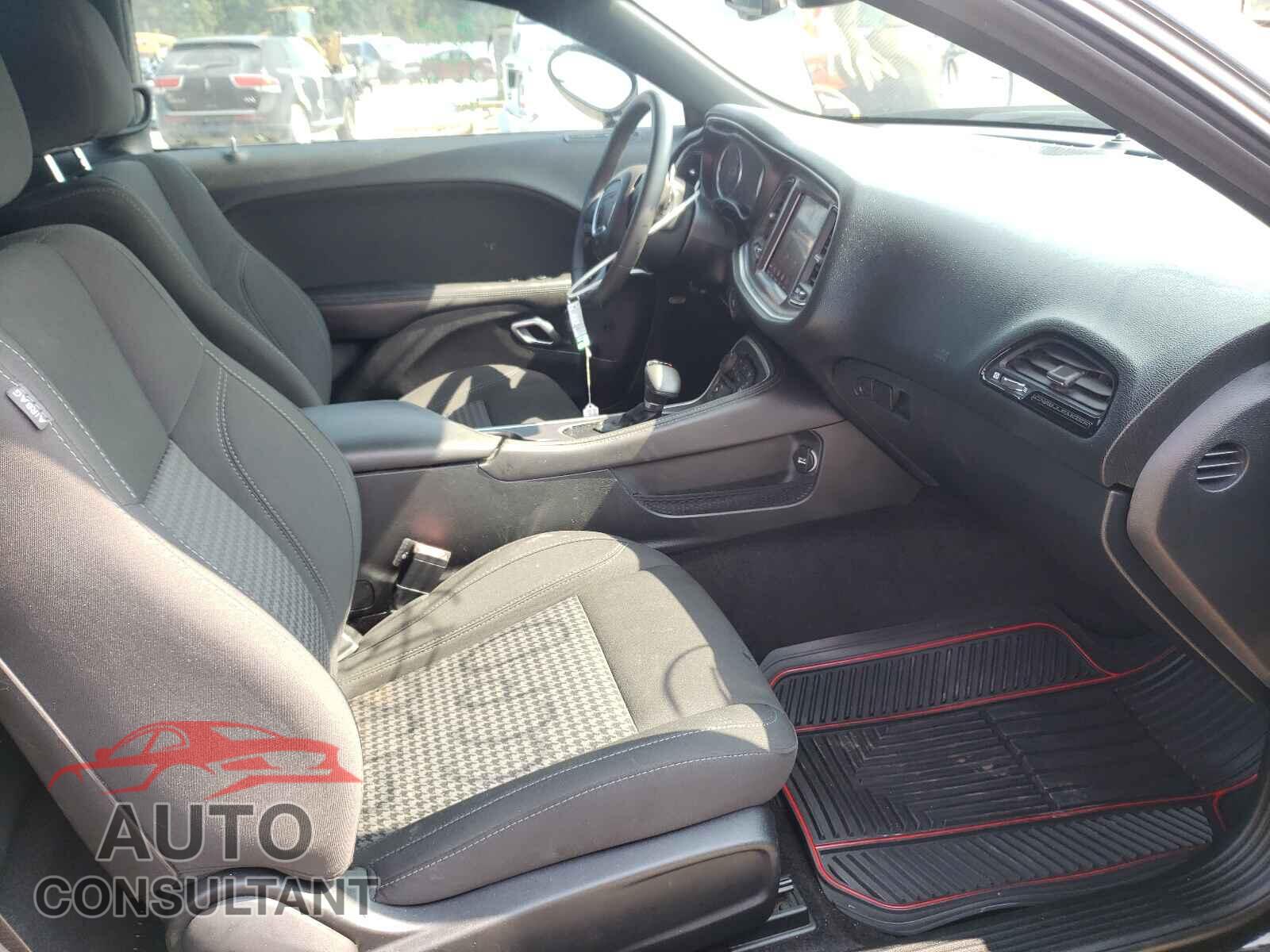 DODGE CHALLENGER 2018 - 2C3CDZAG5JH172057