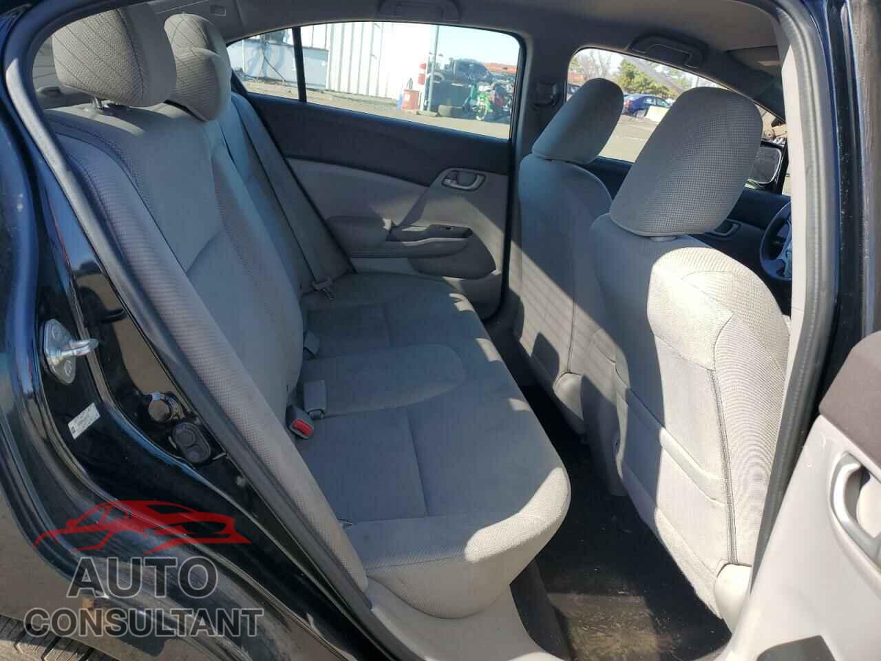 HONDA CIVIC 2012 - 2HGFB2F55CH567132