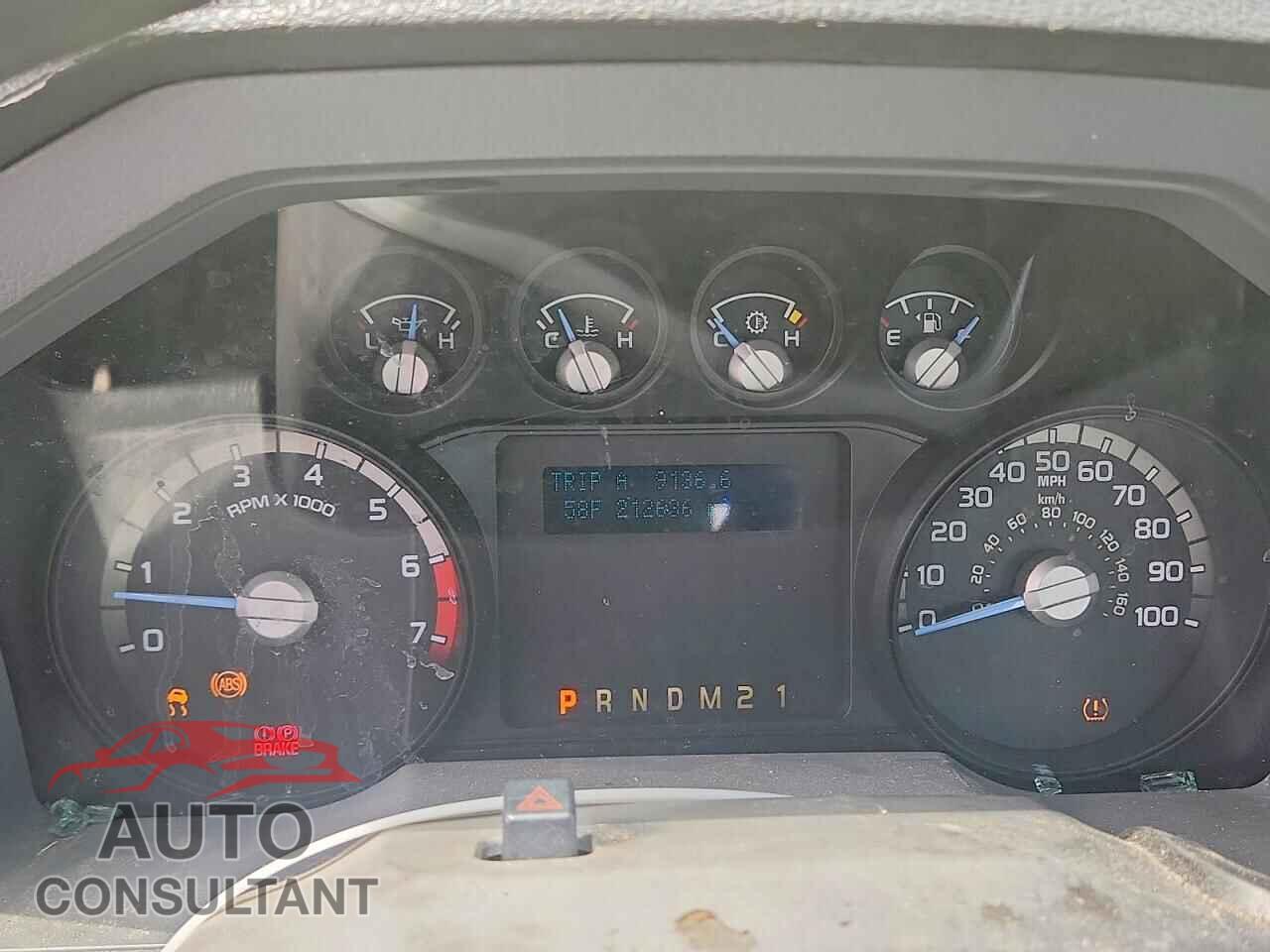 FORD F350 2011 - 1FTBF3A62BEC31015