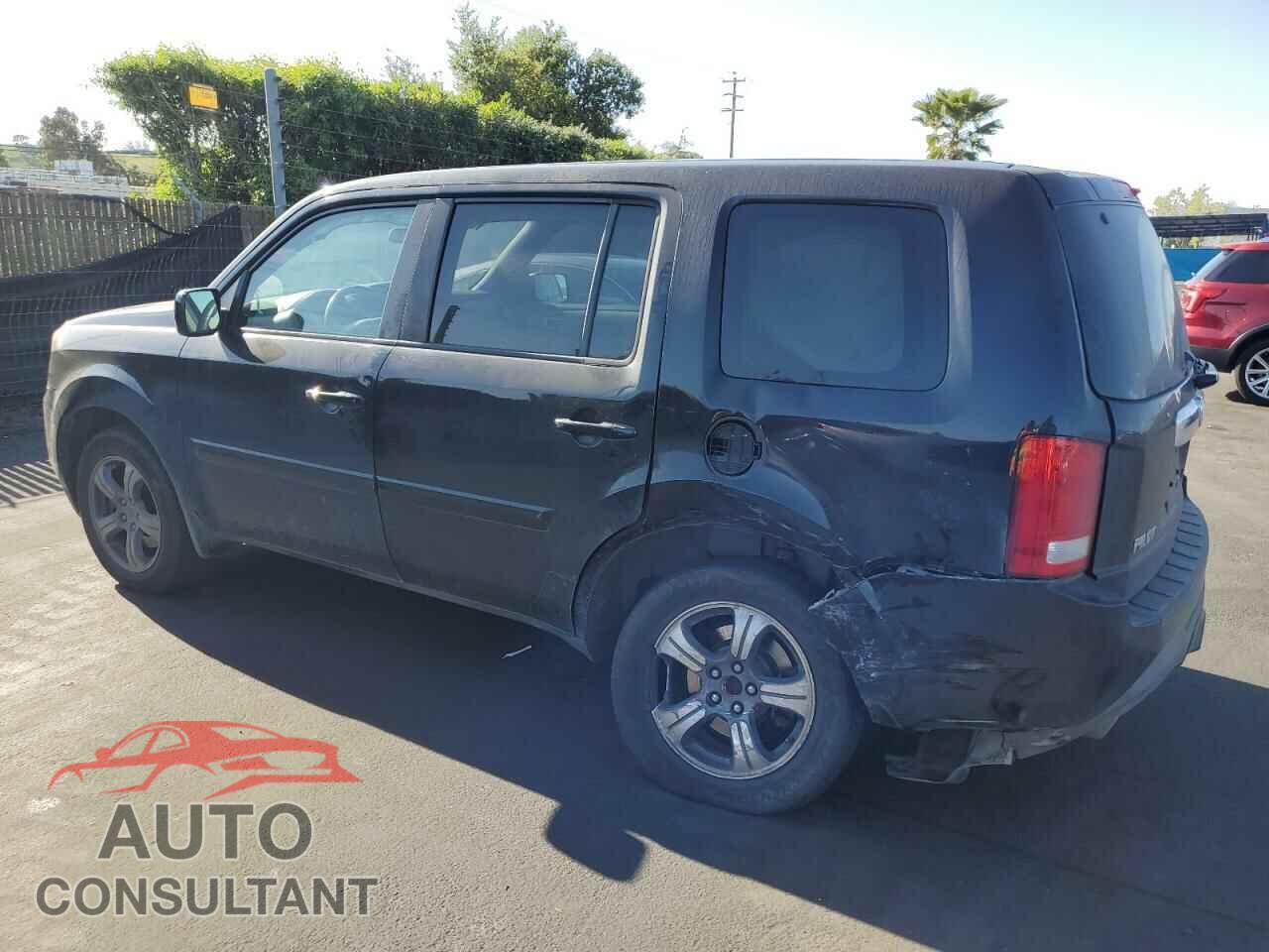 HONDA PILOT 2015 - 5FNYF3H30FB026836