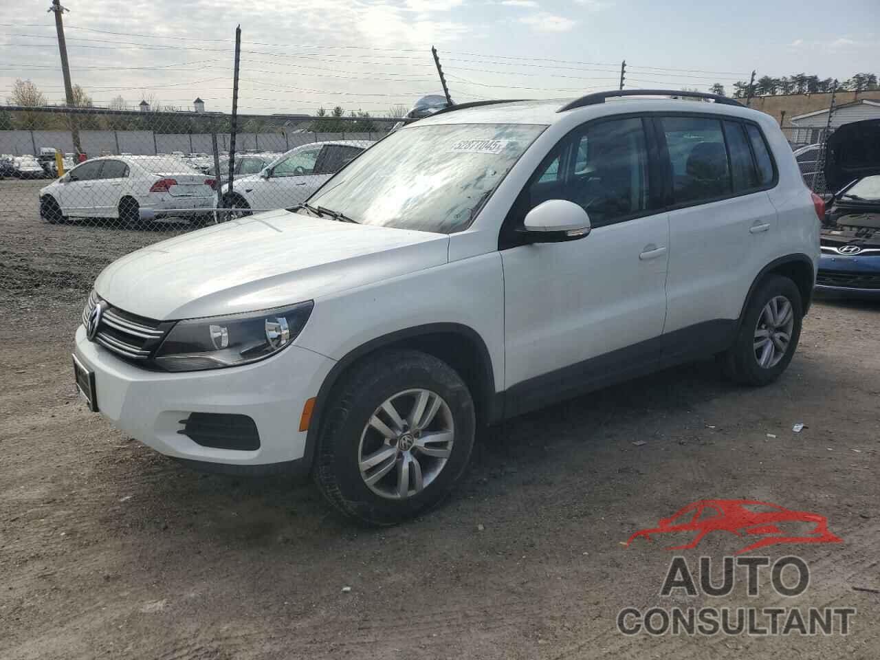 VOLKSWAGEN TIGUAN 2017 - WVGAV7AX5HK002381