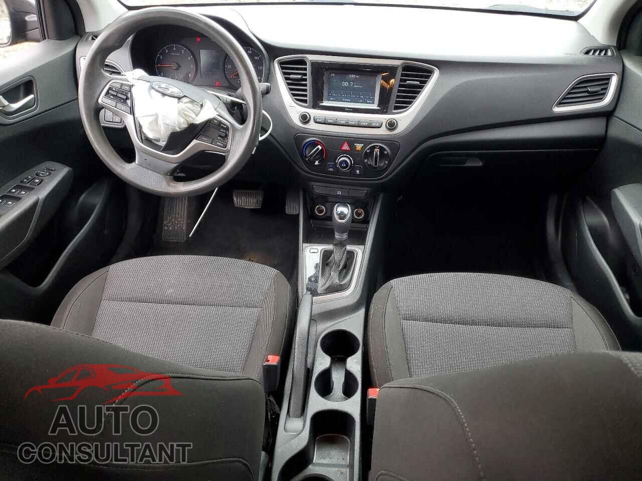 HYUNDAI ACCENT 2019 - 3KPC24A3XKE068744