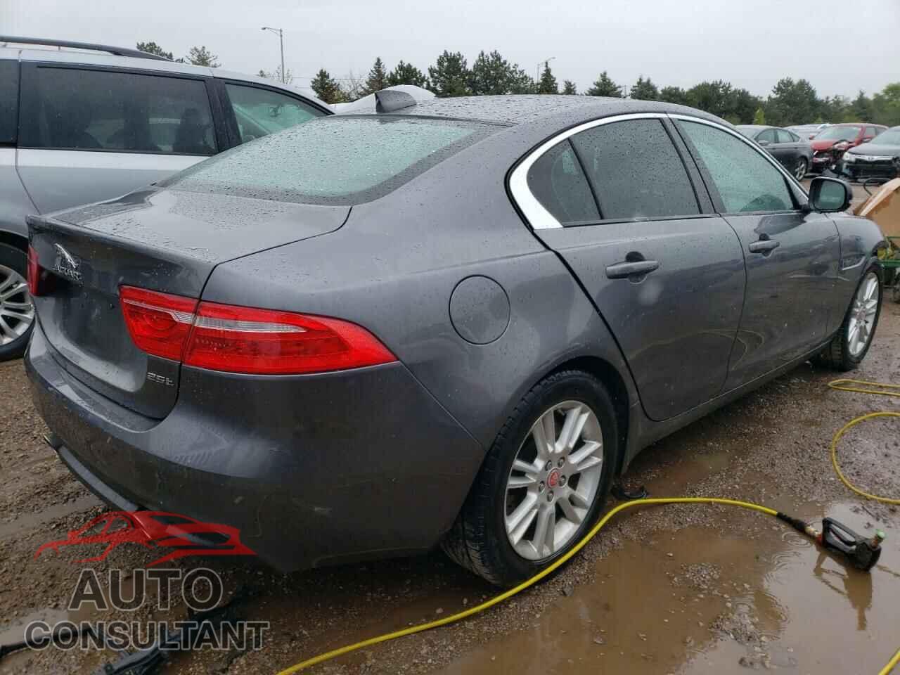 JAGUAR XE 2017 - SAJAD4BG6HA973742