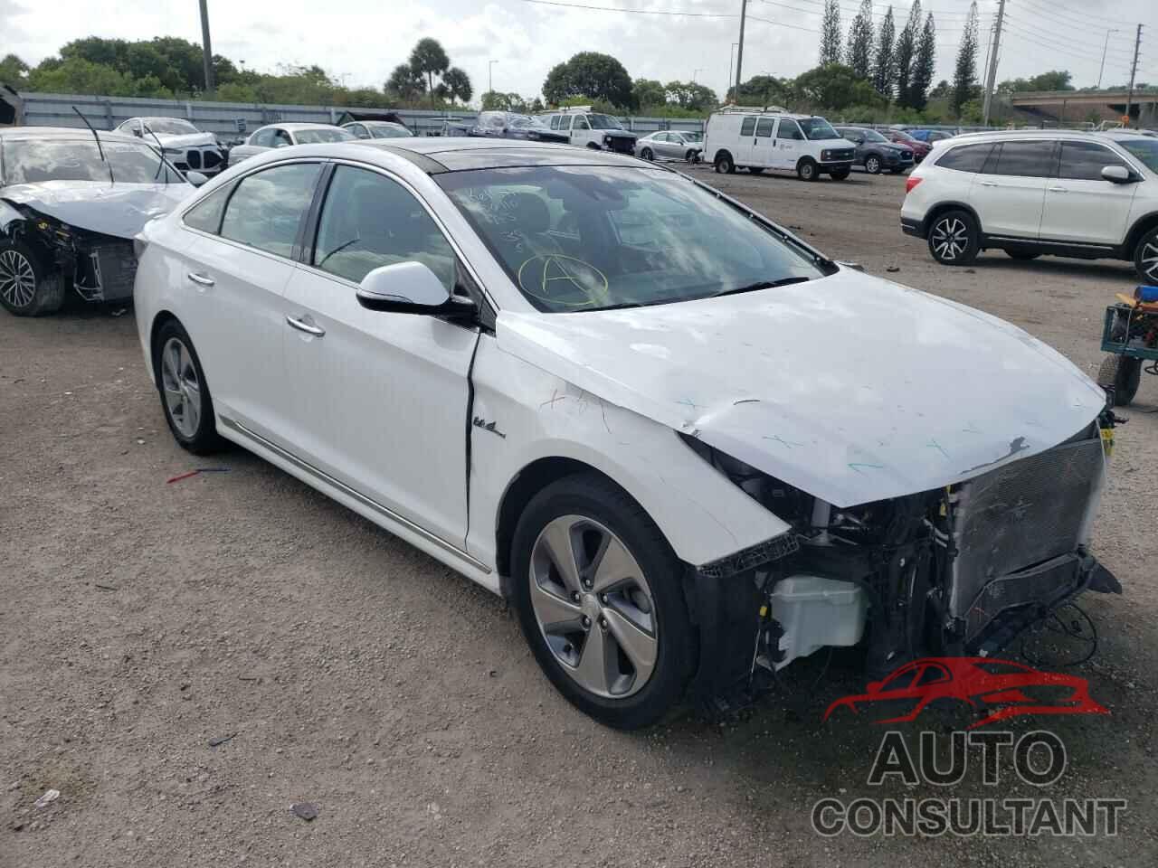 HYUNDAI SONATA 2017 - KMHE34L19HA048848